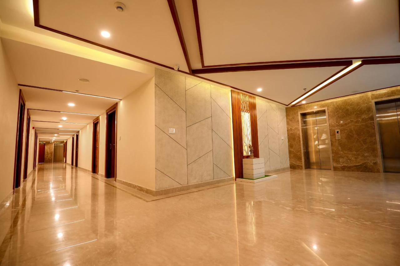 Krishnavalsam Regency Hotel Guruvayur Ngoại thất bức ảnh