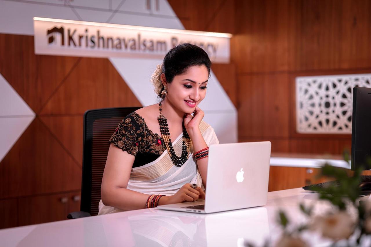 Krishnavalsam Regency Hotel Guruvayur Ngoại thất bức ảnh