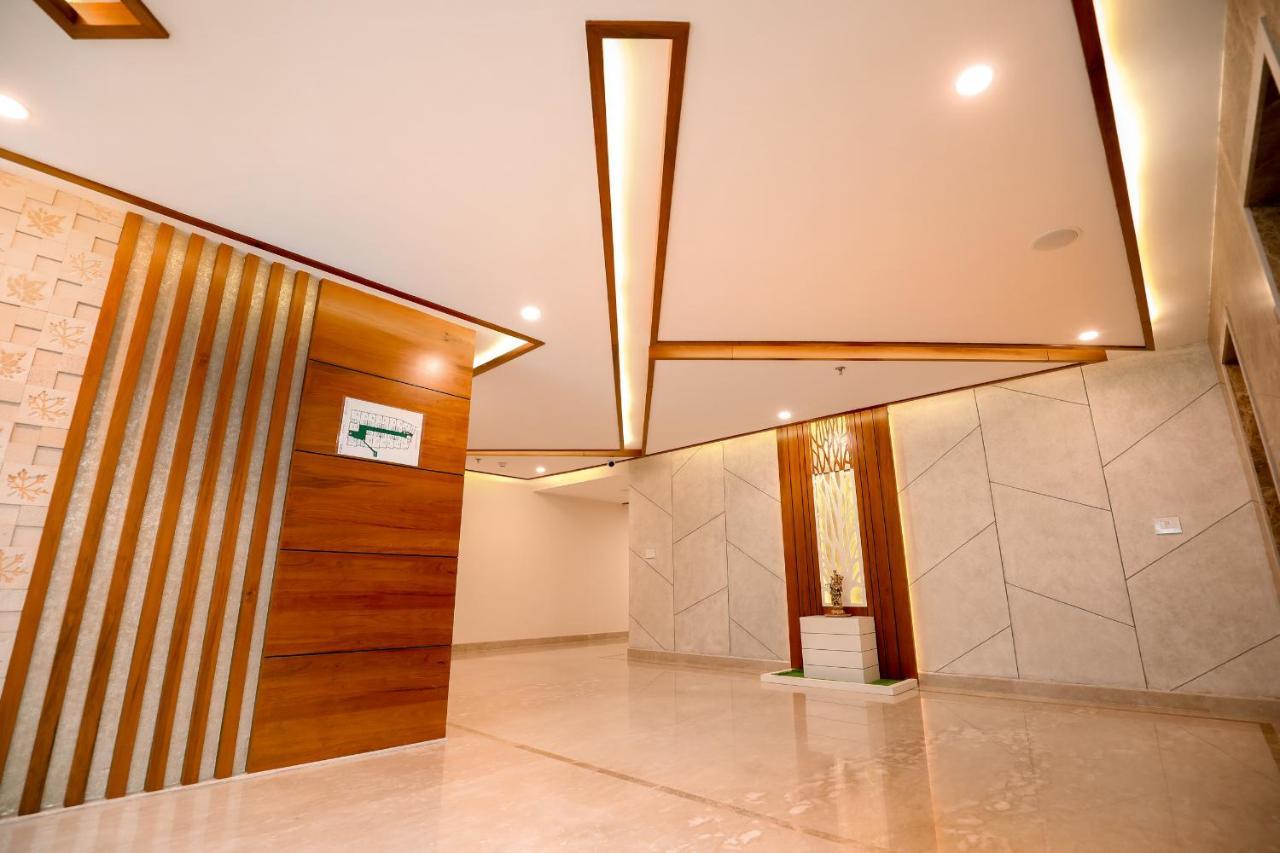 Krishnavalsam Regency Hotel Guruvayur Ngoại thất bức ảnh