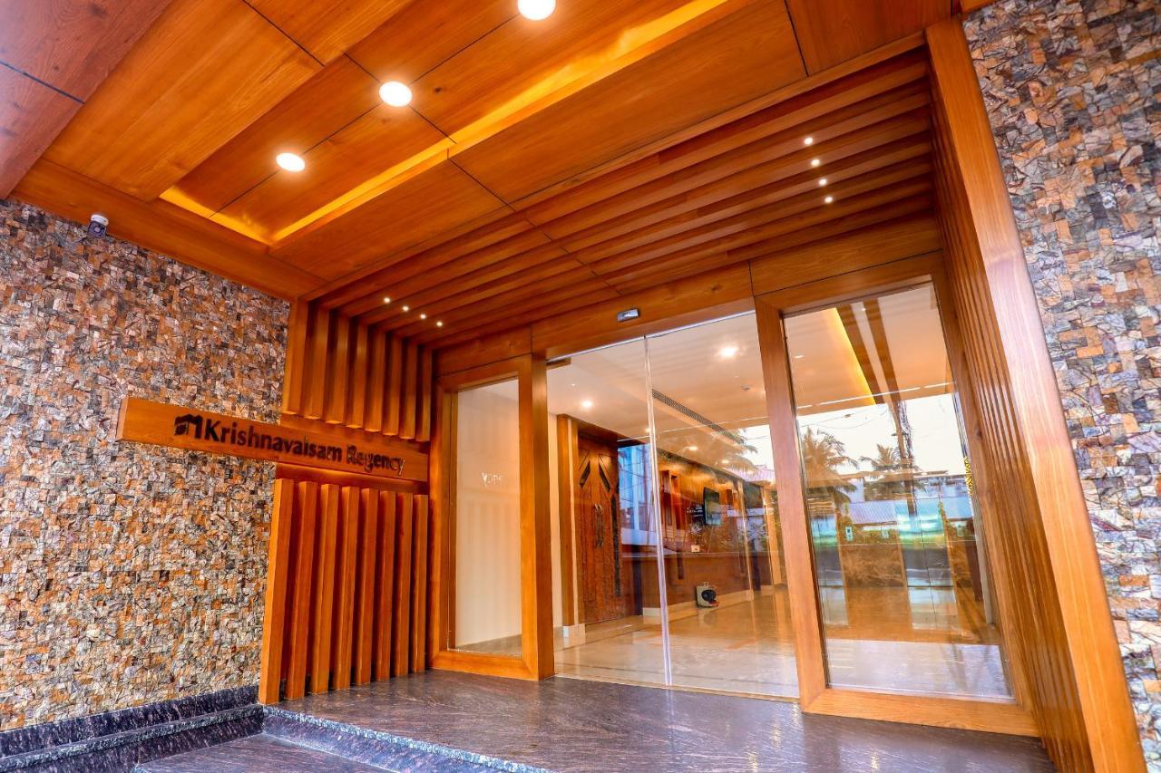Krishnavalsam Regency Hotel Guruvayur Ngoại thất bức ảnh