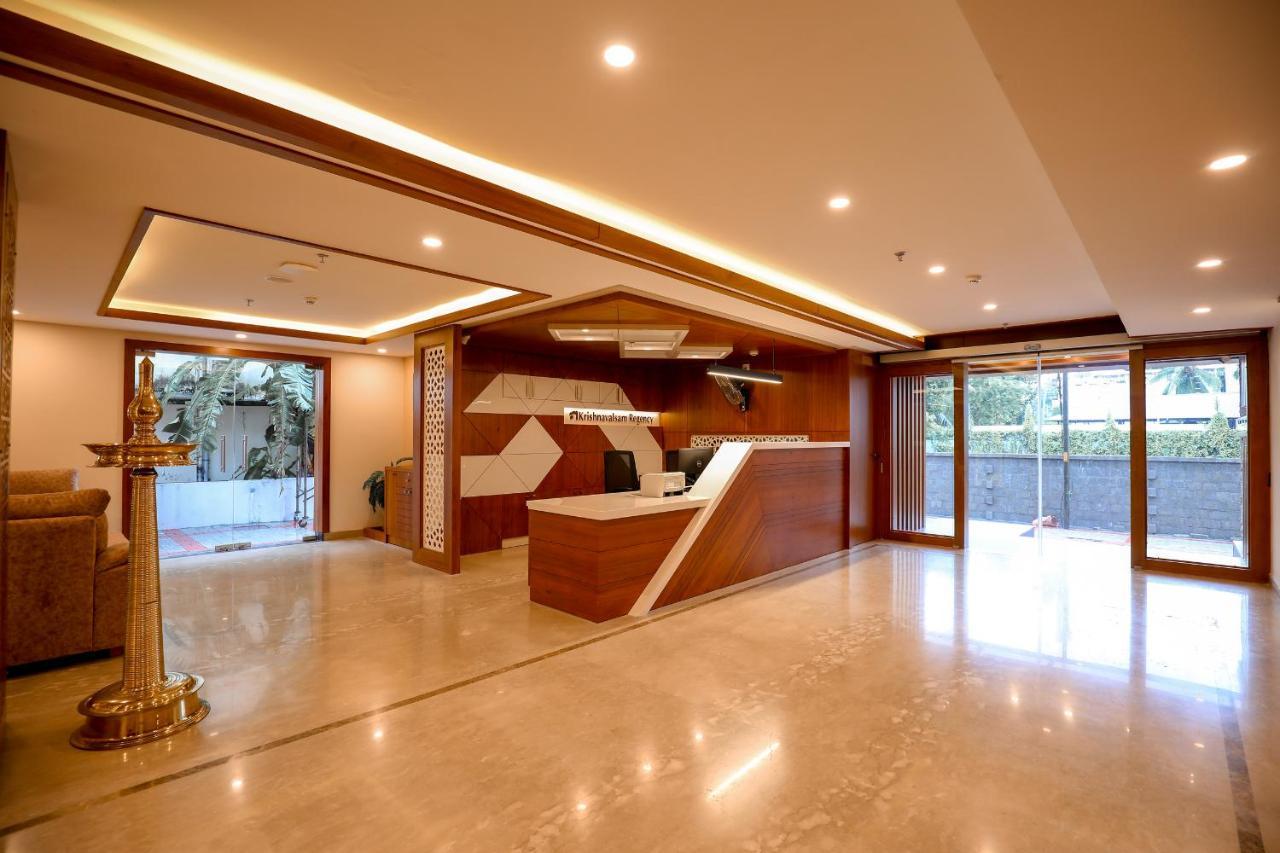 Krishnavalsam Regency Hotel Guruvayur Ngoại thất bức ảnh