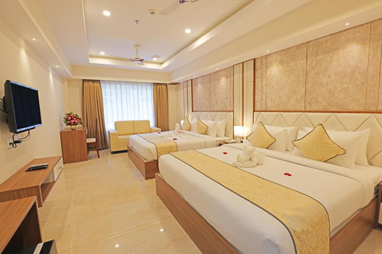 Krishnavalsam Regency Hotel Guruvayur Ngoại thất bức ảnh